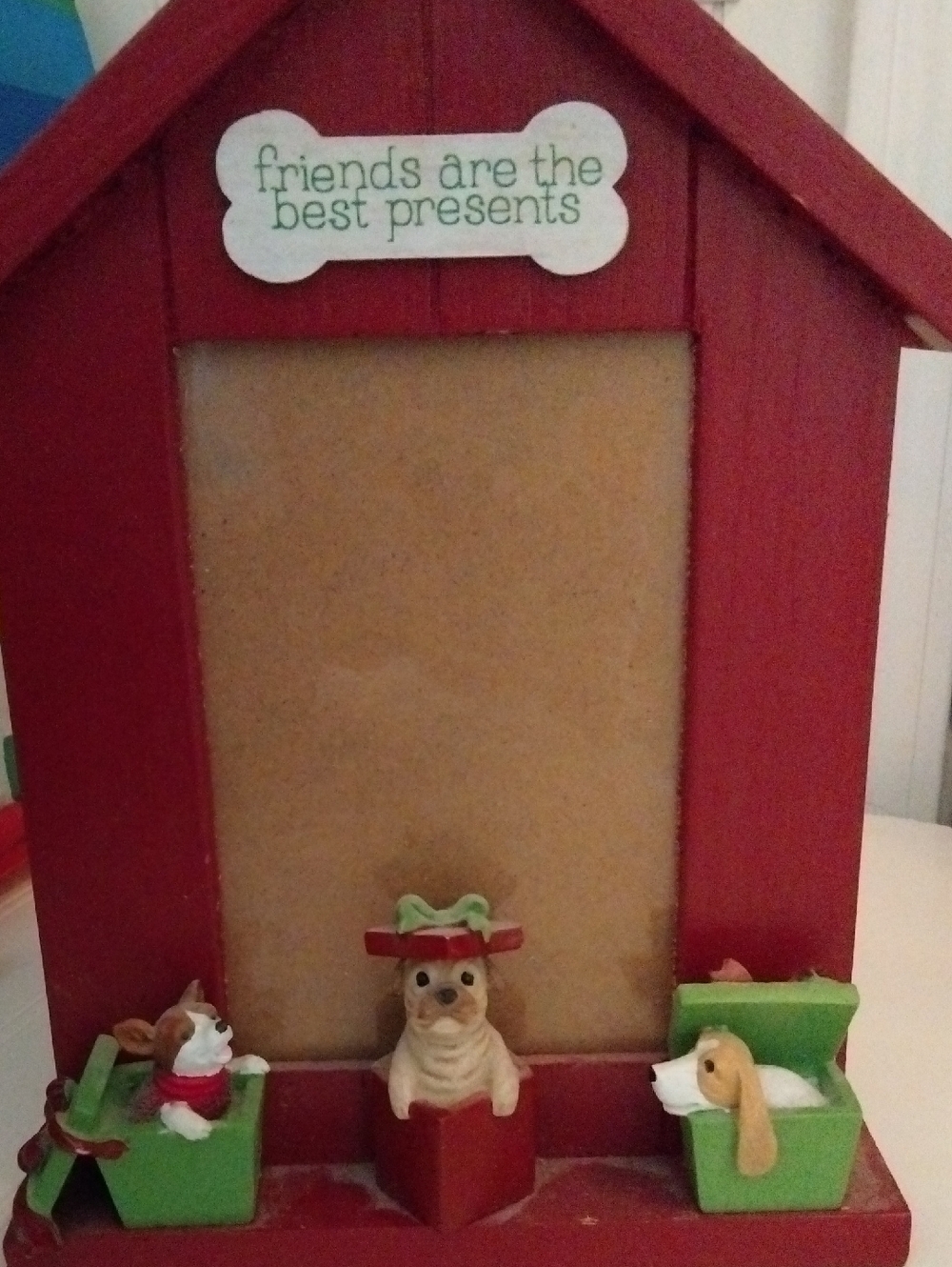 Red Dog House Photo Frame with Dog Figurines
